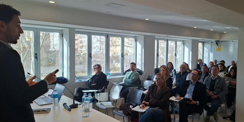 El Colegio Profesional de Mediadores de Seguros de Valencia y Mutua Levante imparten una jornada sobre ciberseguridad para mediadores.