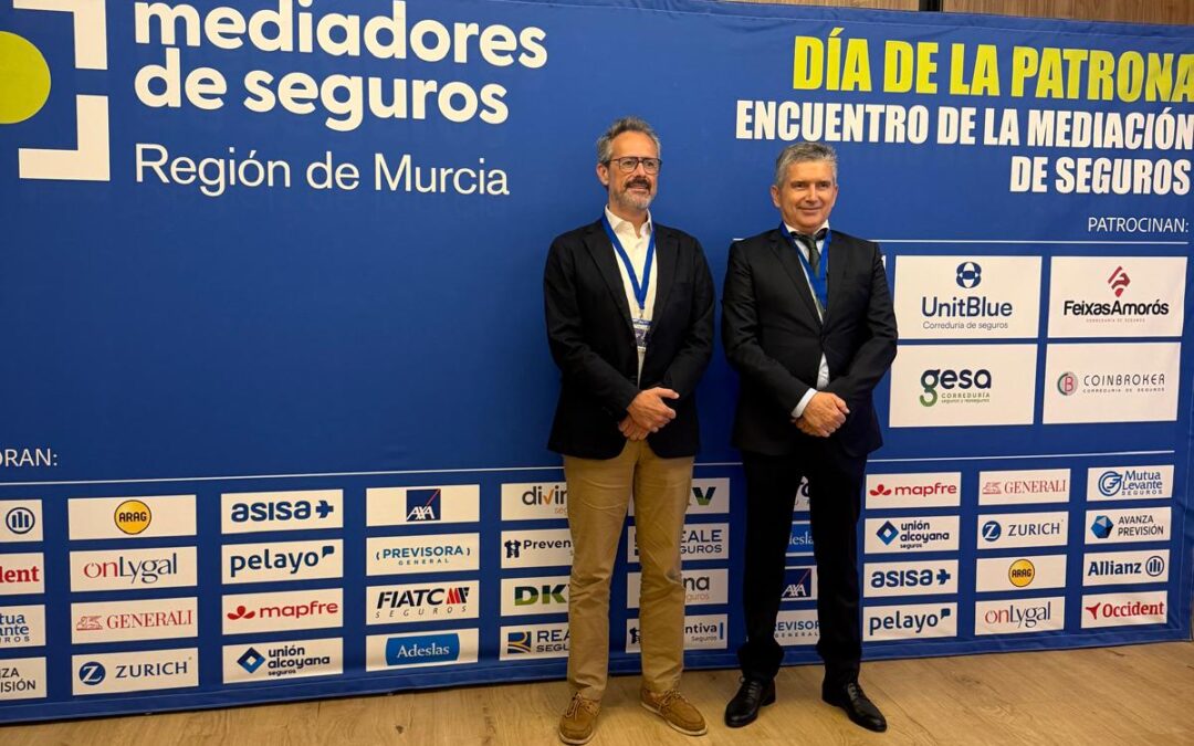El Colegio de Murcia celebra a su Patrona con un encuentro sectorial que reúne a mediadores y homenajeados